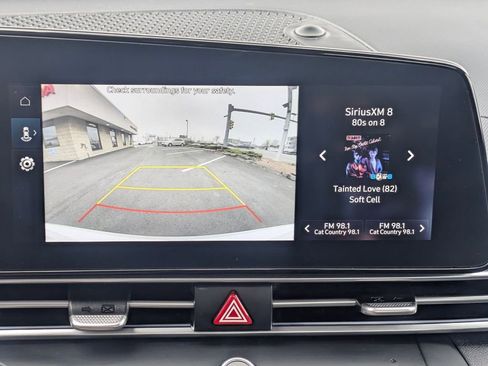 Used 2025 Hyundai Elantra SEL FWD image 26