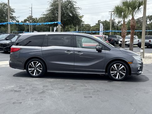 Certified 2018 Honda Odyssey Elite image 6