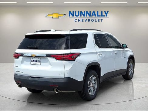 Used 2023 Chevrolet Traverse LT AWD/4WD image 5