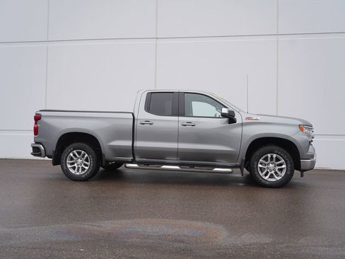 Used 2023 Chevrolet Silverado 1500 LT image 2