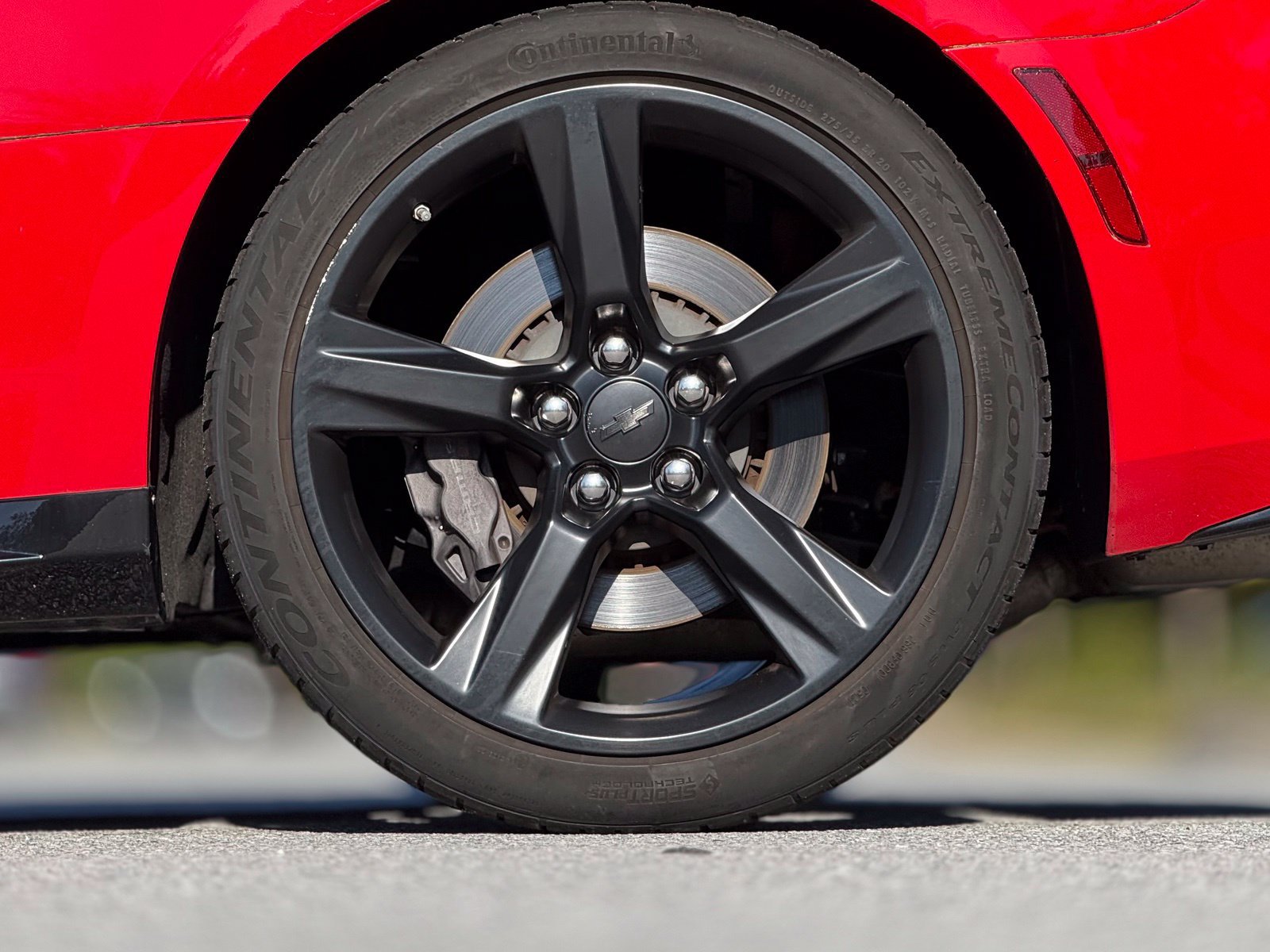 Used 2018 Chevrolet Camaro SS RWD image 21