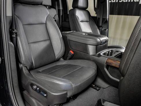 Used 2022 GMC Sierra 3500 SLT w/ Texas SLT Premium Package AWD/4WD image 30