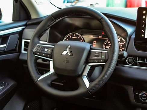New 2026 Mitsubishi Outlander Trail Edition image 25