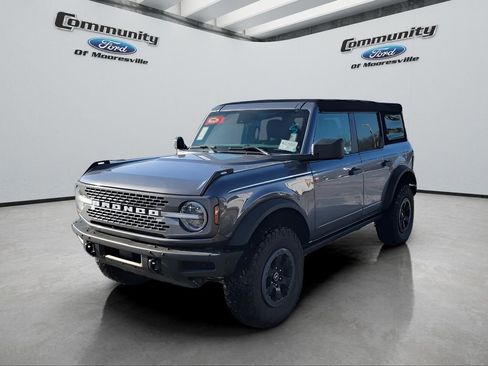 Used 2021 Ford Bronco Badlands image 1