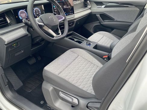 New 2025 Volkswagen Tiguan S image 14