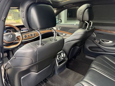 Used 2015 Mercedes-Benz S 550 Sedan image 19