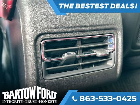 Used 2025 Lincoln Corsair Reserve image 25