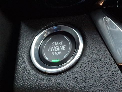 Used 2024 Buick Envista Sport Touring w/ Convenience I Package FWD image 23
