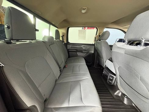Used 2019 RAM 1500 Big Horn AWD/4WD image 42