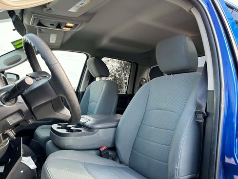 Used 2017 RAM 1500 Express image 12