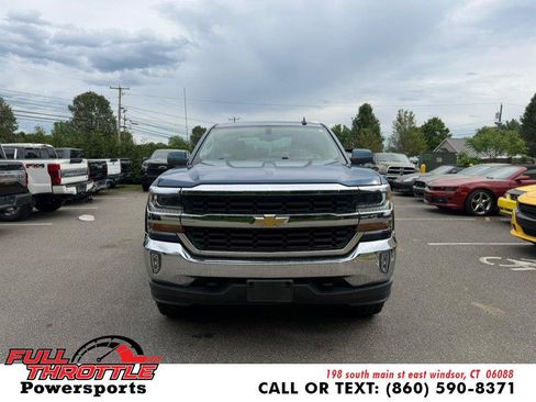 Used 2017 Chevrolet Silverado 1500 LT w/ All Star Edition AWD/4WD image 3