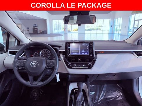 Used 2022 Toyota Corolla LE image 7