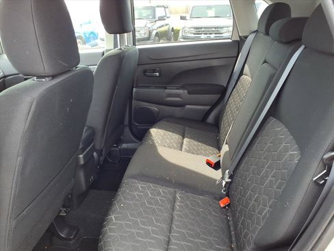 Used 2025 Mitsubishi Outlander Sport AWD image 26