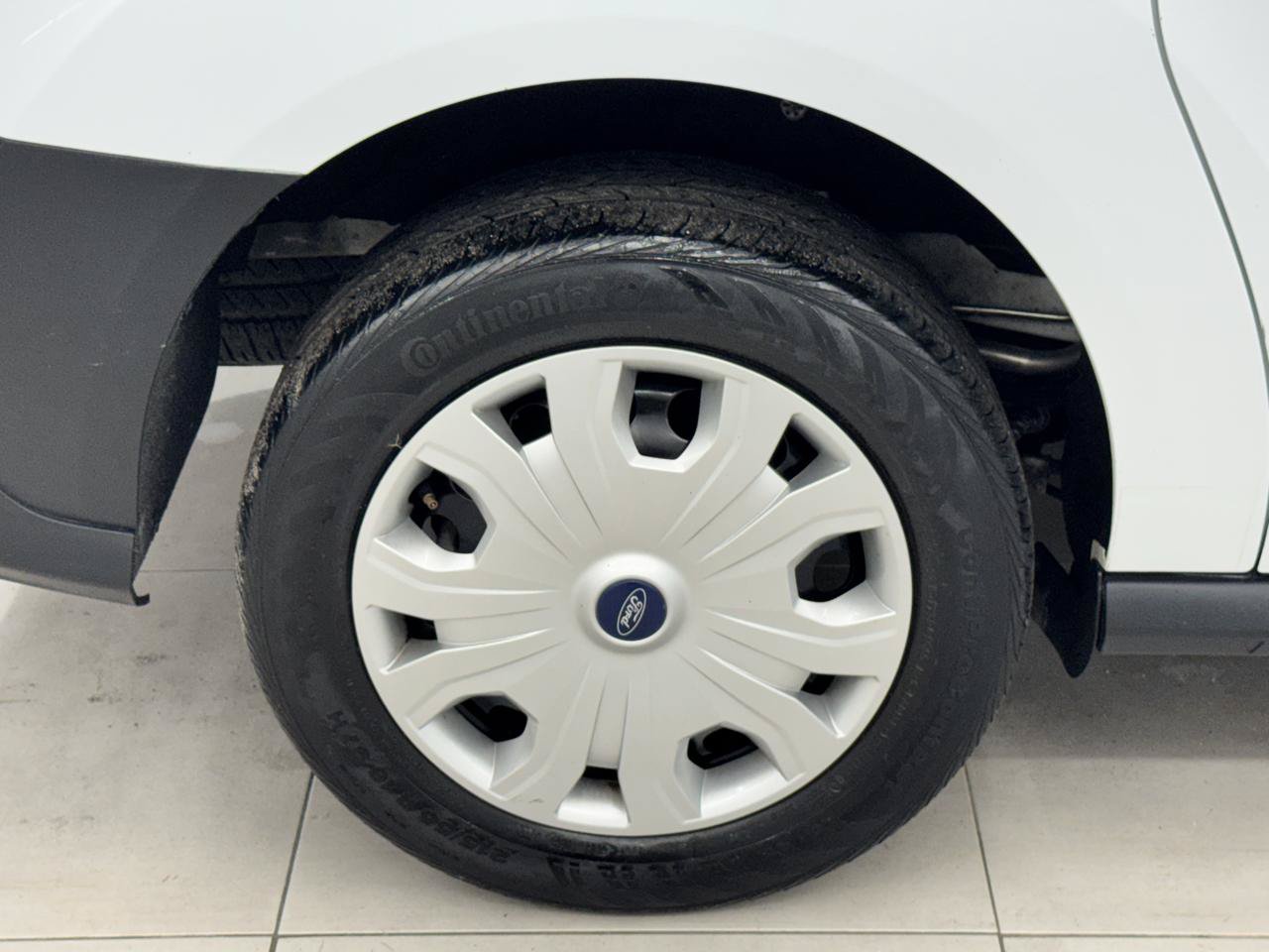 Used 2020 Ford Transit Connect XL FWD image 31