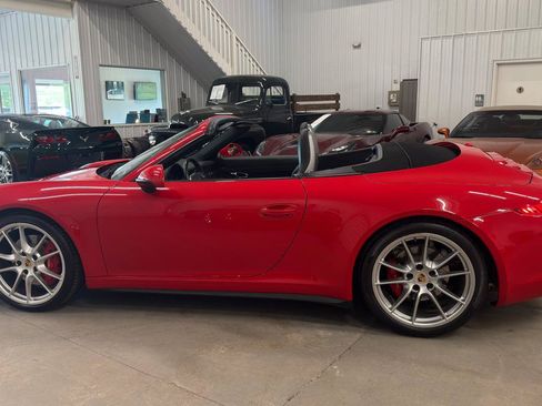 Used 2014 Porsche 911 Carrera 4S AWD/4WD image 4