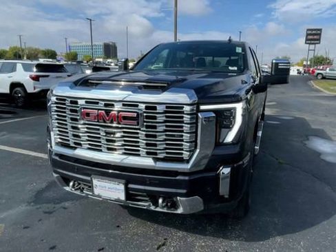 New 2025 GMC Sierra 2500 Denali image 5