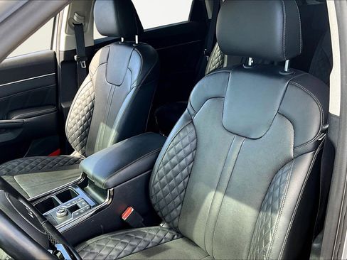 Used 2022 Kia Sorento SX image 22