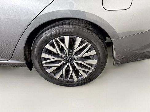 Certified 2023 Nissan Altima 2.5 SV image 28