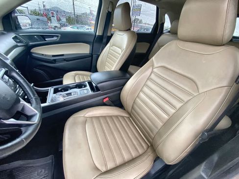 Used 2020 Ford Edge SEL w/ Convenience Package AWD/4WD image 11