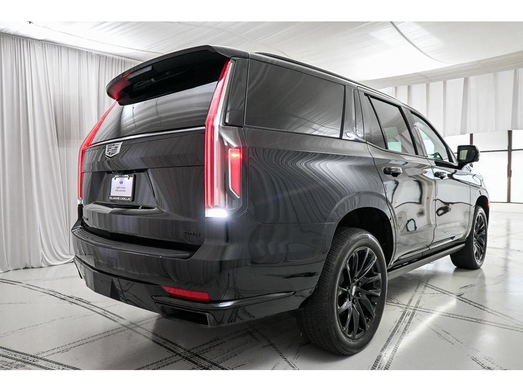 Certified 2024 Cadillac Escalade Sport Platinum w/ LPO, ONYX Package AWD/4WD image 6