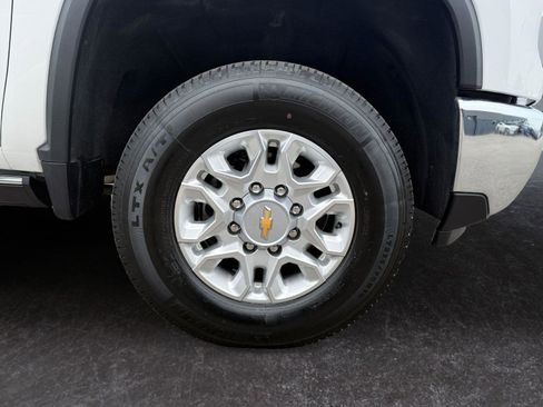 Used 2024 Chevrolet Silverado 2500 LTZ w/ LTZ Convenience Package AWD/4WD image 29