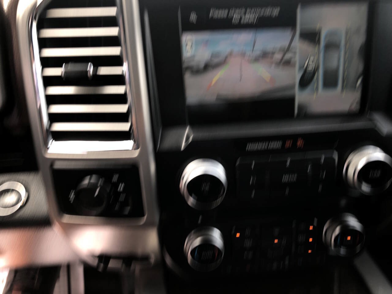 Used 2015 Ford F150 Platinum w/ Technology Package AWD/4WD image 19
