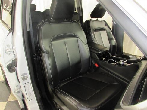 Used 2023 Jeep Grand Cherokee 4WD 4xe image 52