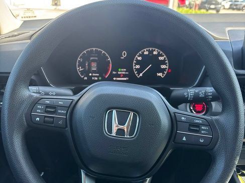 Used 2025 Honda CR-V LX image 25