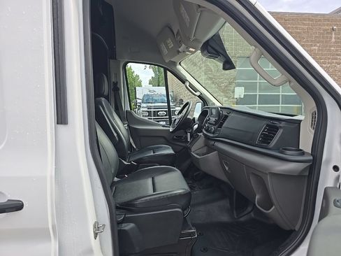Used 2025 Ford Transit 250 148 High Roof Extended AWD w/ Load Area Protection Package image 9