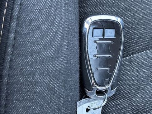 Used 2019 Chevrolet Equinox LT image 41