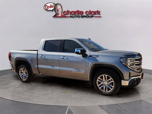 Used 2023 GMC Sierra 1500 SLT image 6
