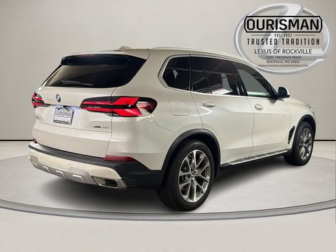 Used 2024 BMW X5 xDrive40i w/ Premium Package AWD/4WD image 7