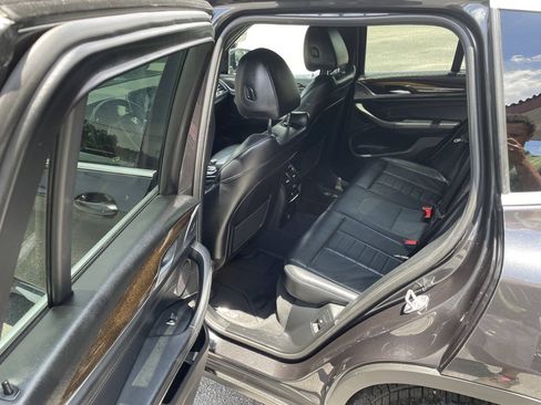 Used 2019 BMW X3 xDrive30i w/ Driving Assistance Package AWD/4WD image 9