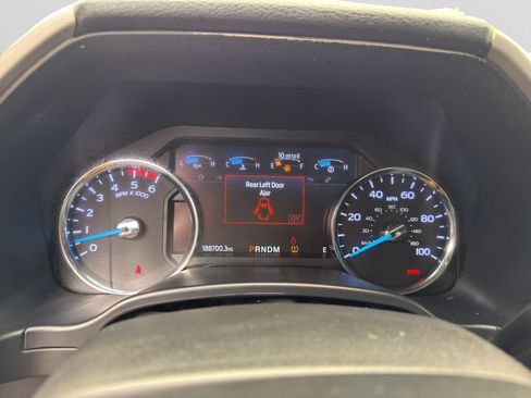 Used 2021 Ford F350 Lariat w/ Lariat Value Package AWD/4WD image 10