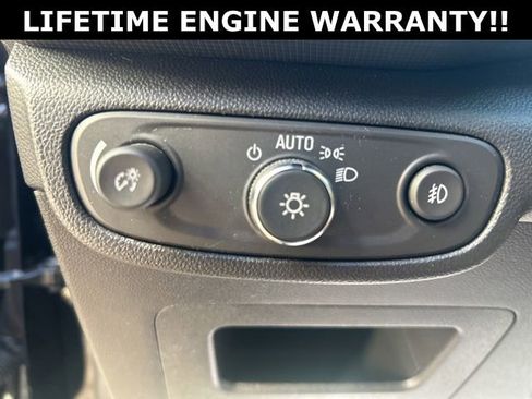 Used 2023 Chevrolet TrailBlazer RS w/ Convenience Package image 11