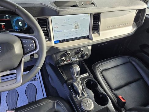 New 2025 Ford Bronco Outer Banks image 19