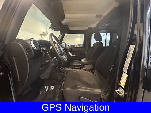 Used 2017 Jeep Wrangler Unlimited Sahara w/ Max Tow Package image 9