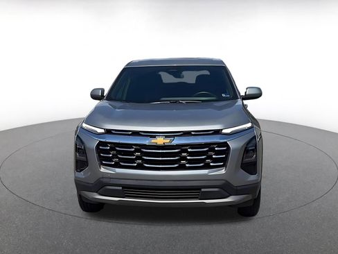 Used 2025 Chevrolet Equinox LT FWD image 4