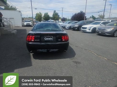 Used 2001 Ford Mustang GT RWD image 7