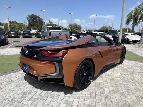 Used 2019 BMW i8 Roadster AWD/4WD image 5