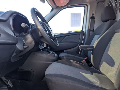 Used 2018 RAM ProMaster City Tradesman image 23
