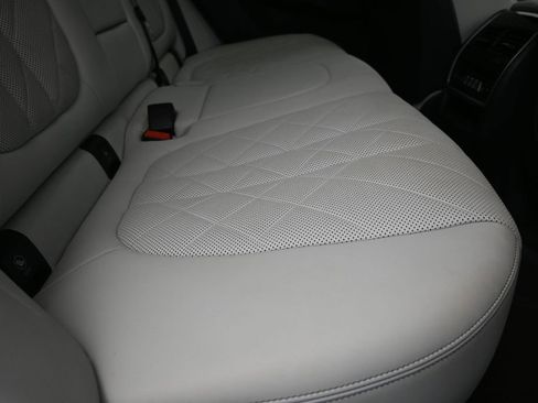 Certified 2023 BMW X5 sDrive40i w/ Climate Comfort Package RWD image 22