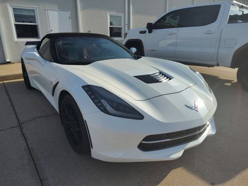 Used 2016 Chevrolet Corvette Stingray Convertible w/ Battery Protection Package RWD image 3