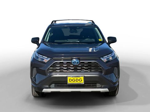 Used 2024 Toyota RAV4 LE image 8