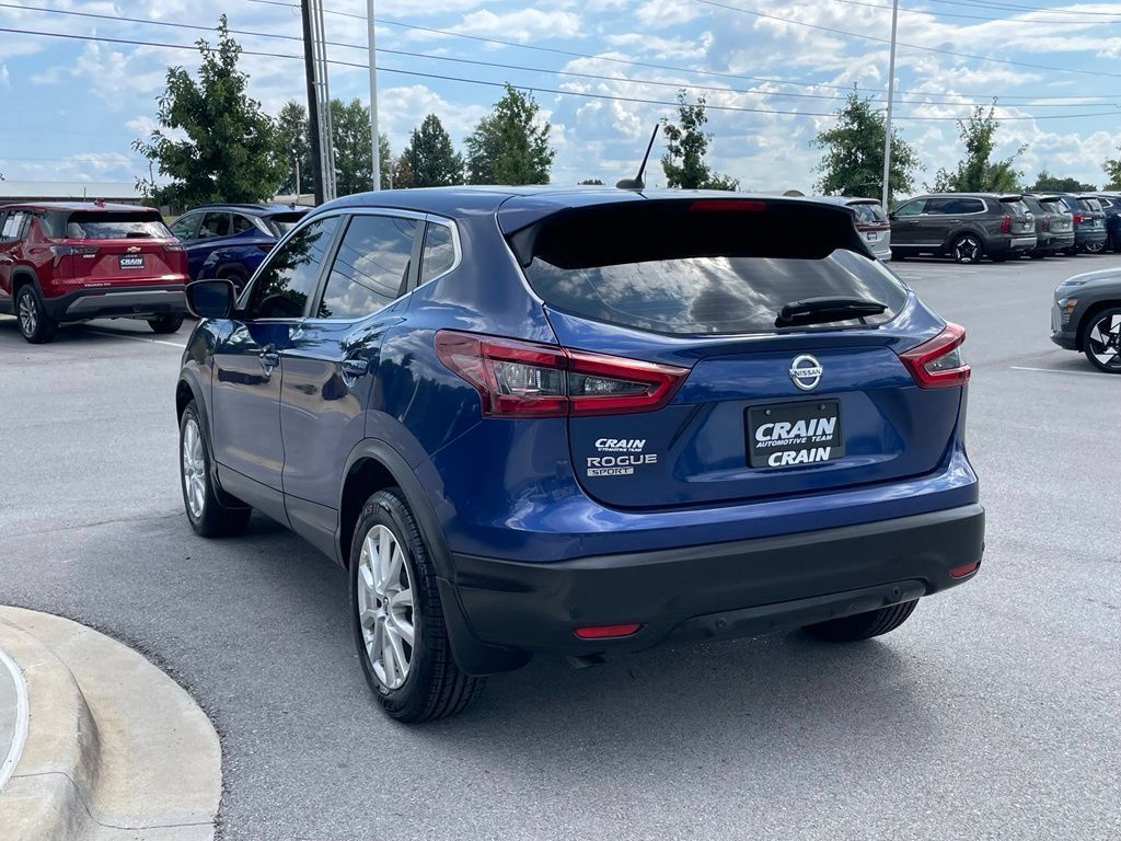 Used 2022 Nissan Rogue Sport S FWD image 5