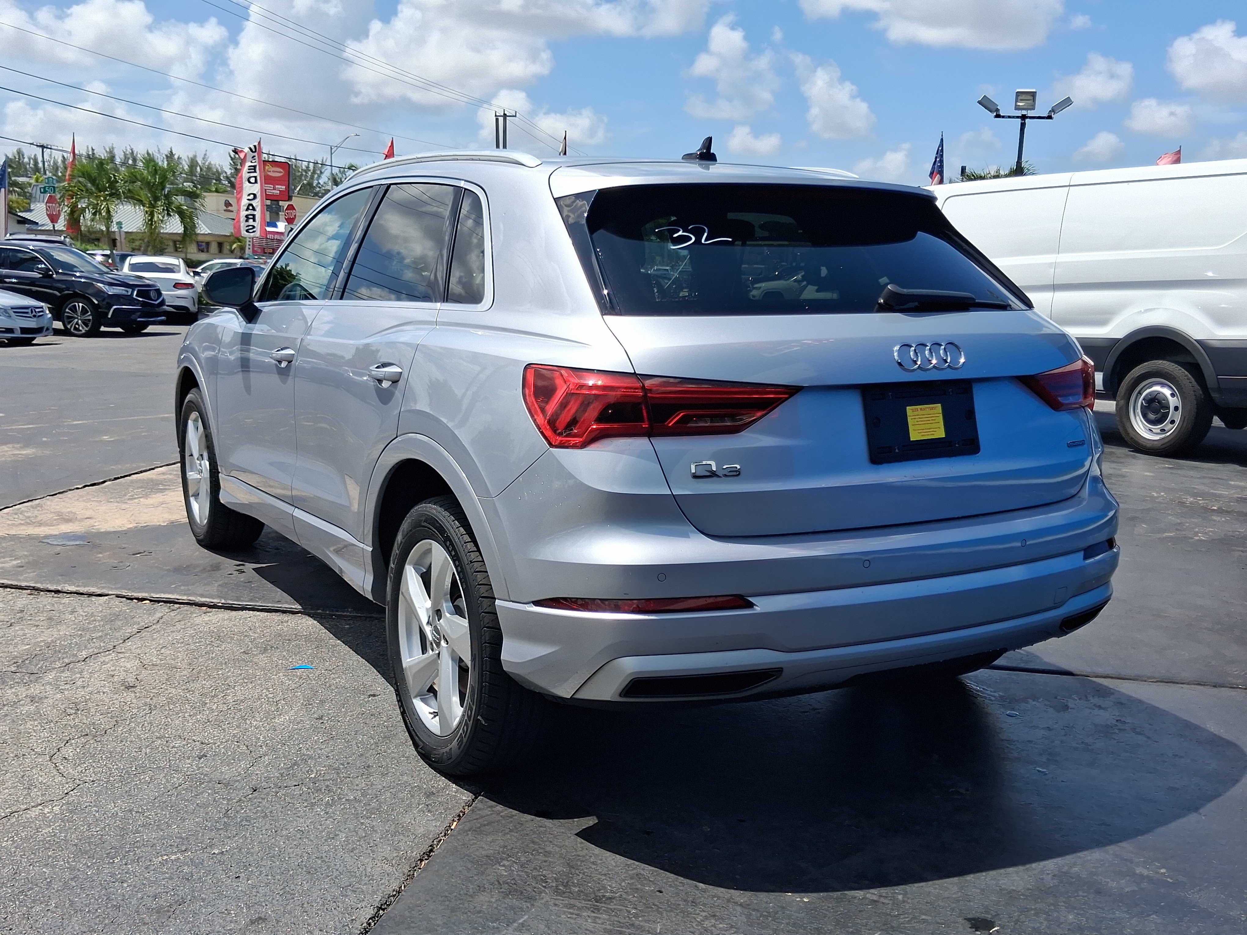 Used 2020 Audi Q3 2.0T Premium w/ Convenience Package AWD/4WD image 7