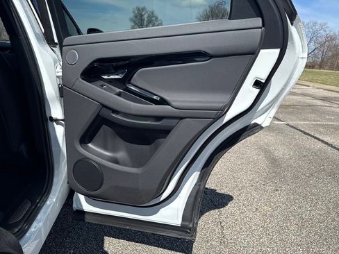 New 2026 Land Rover Range Rover Evoque Dynamic SE image 17