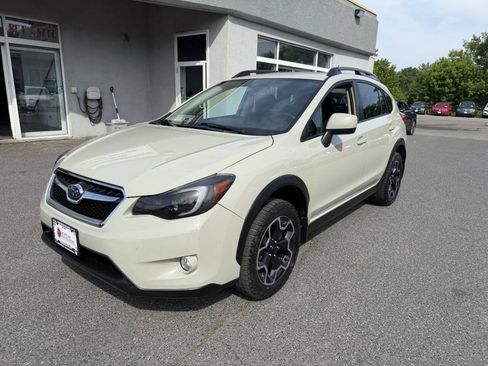 Used 2014 Subaru Crosstrek 2.0i Limited AWD/4WD image 3