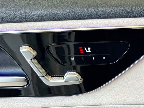 Certified 2025 Mercedes-Benz GLC 300 4MATIC image 21