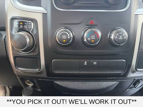 Used 2017 RAM 1500 Classic SLT RWD image 14
